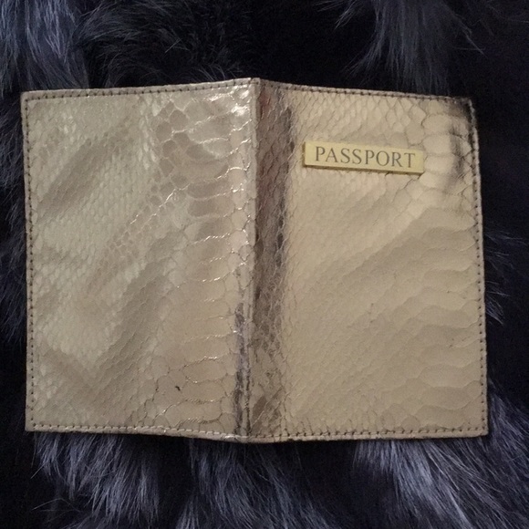 Passport Holder - Picture 5 of 8